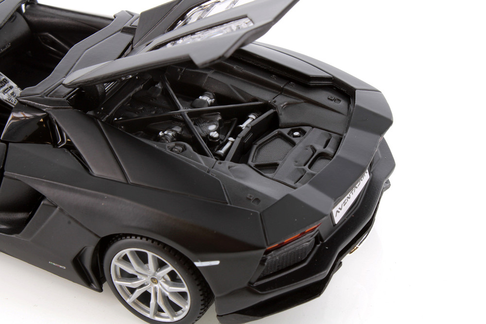 Lamborghini Aventador LP 700-4 Roadster Convertible, Matte Black - Showcasts 37504 - 1/24 Scale Diecast Model Car