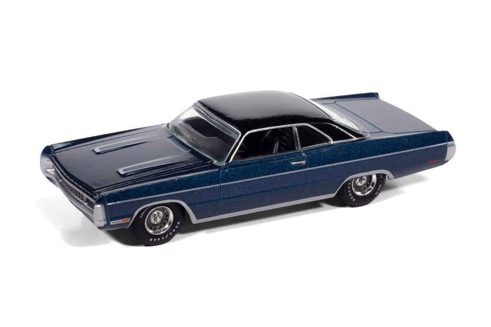 1970 Plymouth Sport Fury GT, Jamaica Blue - Auto World AW64512/48B - 1/64 Scale Diecast Model Toy Car