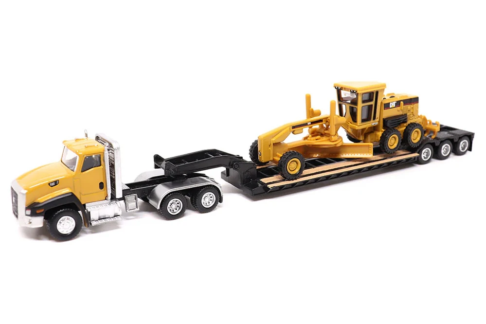 Caterpillar CT660 Day Cab Tractor w/Lowboy Trailer & Cat 163H Motor Grader, Yellow - Diecast Masters 84414 - 1/87 Scale Diecast Model Toy Car