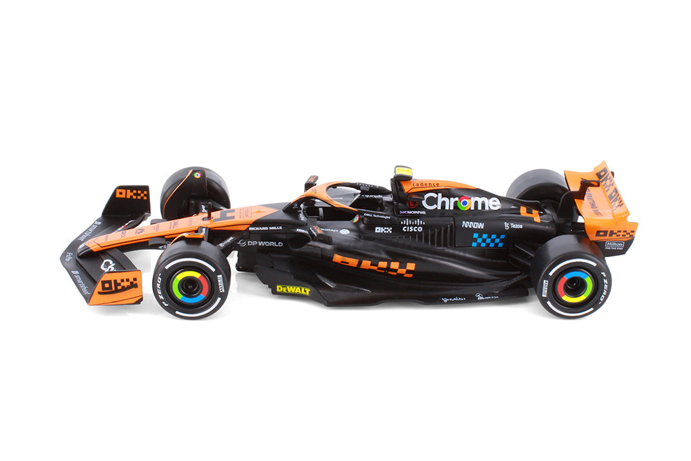 Box of 4 2023 McLaren MCL60 F1 "Singapore/Abu Dhabi GP", #81 Piastri / #4 Norris - Showcasts® 221287A1/2D - 1/24 Scale Diecast Model Toy Cars