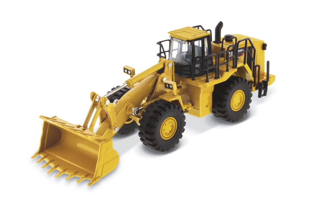 Caterpillar 988H Wheel Loader, Yellow - Diecast Masters 85697 - 1/64 Scale Diecast Model Toy Car