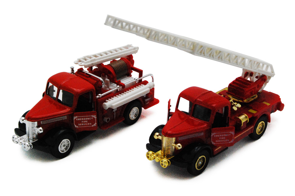 Box of 12 Classic Emergency Fire Engine, Red - Showcasts 504D - 4.75 Scale Diecast Model Toy Cars