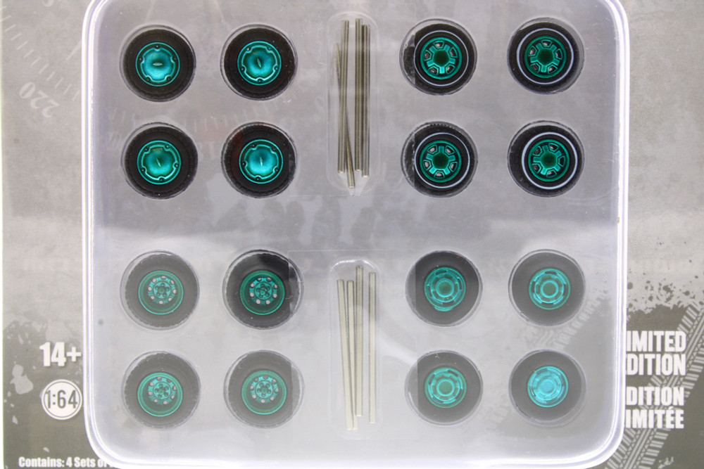 GREEN MACHINE Auto Body Shop - GMC Trucks Rubber Tires Set - Greenlight 16110A - 1/64 scale Diecast Accessory