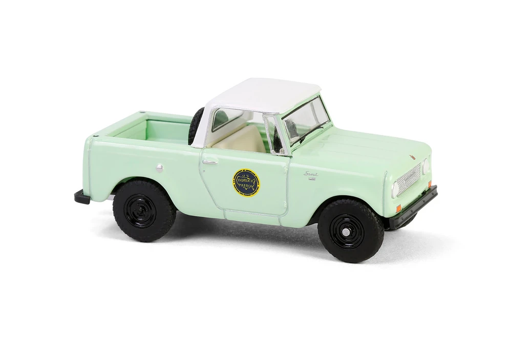 1969 International Harvester Scout - U.S. Customs & Border Protection Patrol, Green/White - Greenlight 43035A/48 - 1/64 Scale Diecast Model Toy Car
