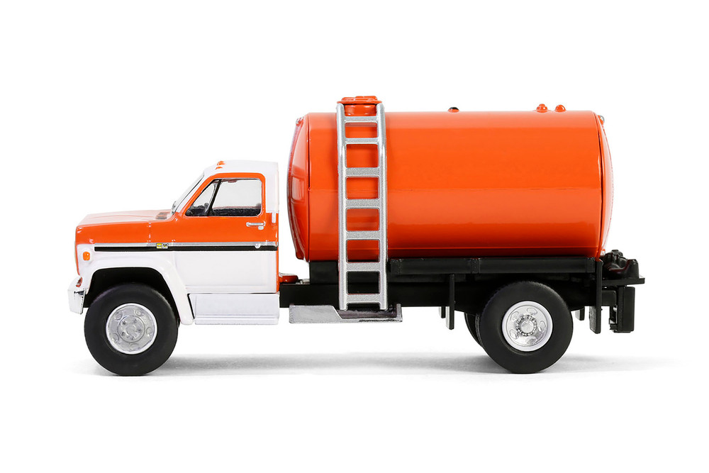 1984 Chevy C-70 Fertilizer Truck, Orange/White - Greenlight 45190A/48 - 1/64 Scale Diecast Model Toy Car