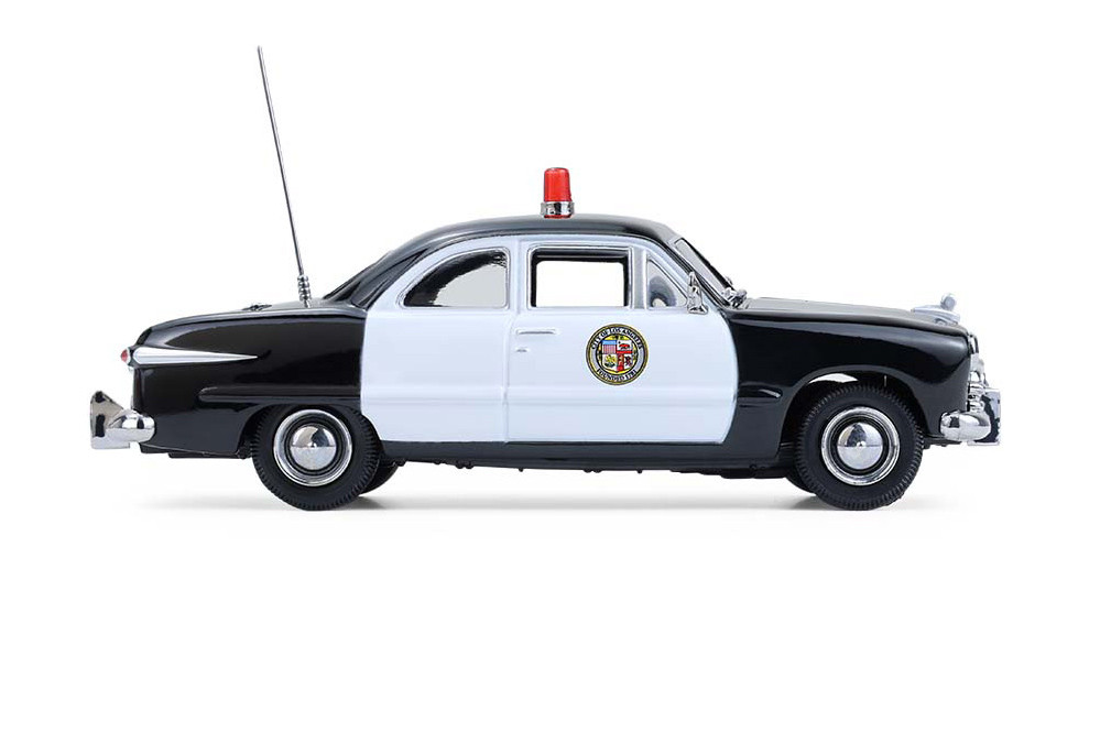 1949 Ford Custom Police Car "LAPD (Los Angeles Polie Department)", Black/White - Greenlight 86642 - 1/43 Scale Diecast Model Toy Car