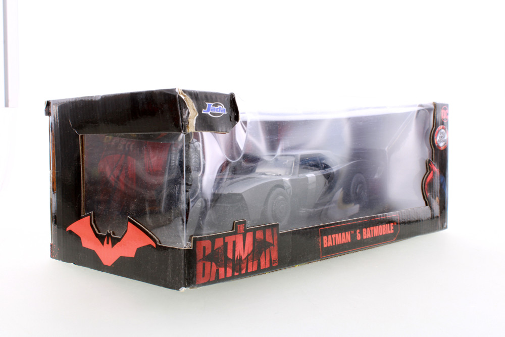 Batmobile with Batman Figure, The Batman - Jada Toys R-23865 - 1/24 scale Diecast Model Toy Car