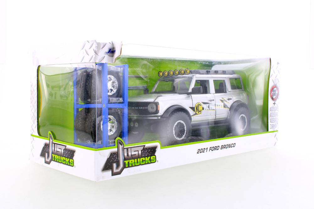 2021 Ford Bronco with Extra Wheels, Gray Metallic - Jada Toys R-23873 - 1/24 scale Diecast Car