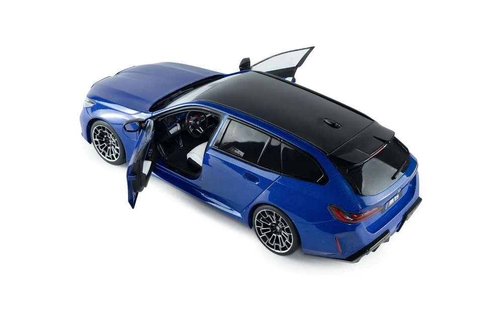 2024 BMW M5 Touring, Marina Bay Blue - Solido S1814801 - 1/18 Scale Diecast Model Toy Car