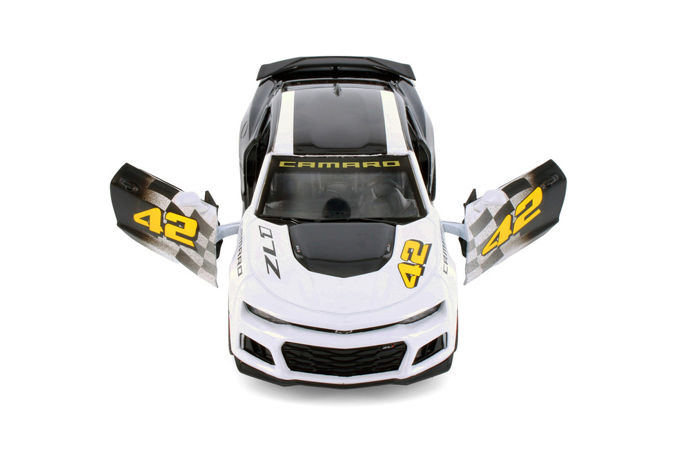 Box of 4 2017 Chevy Camaro ZL1 #42 "GT Racing", Black/White - Showcasts 73797D - 1/24 Scale Diecast Model Toy Car