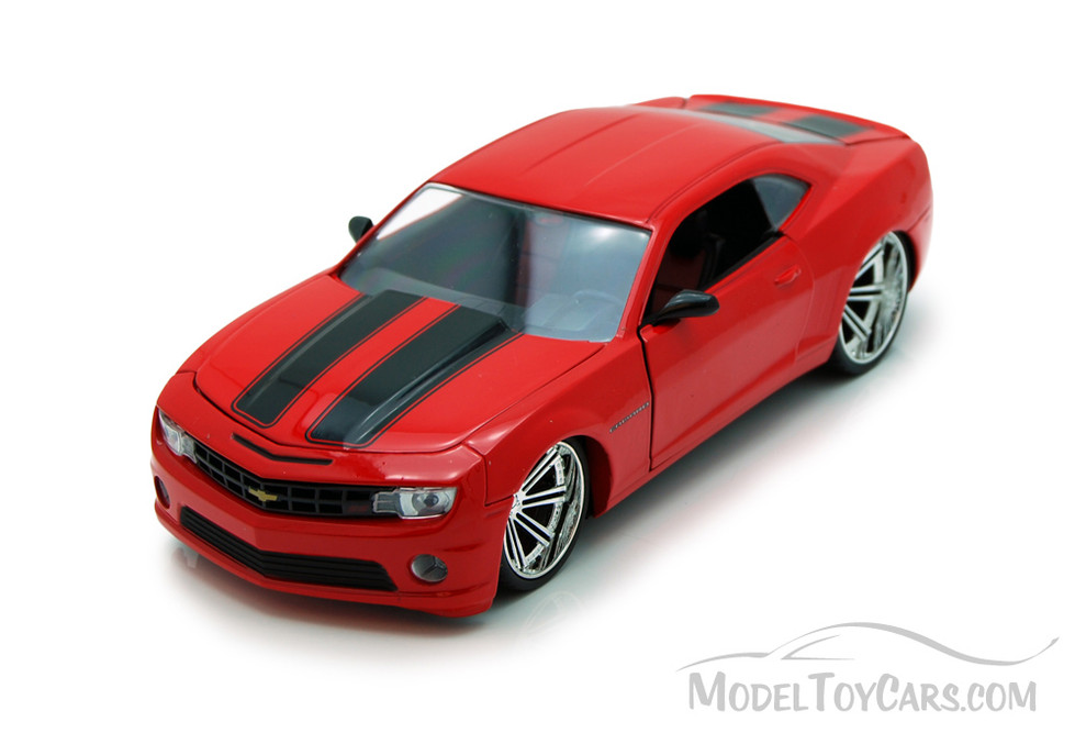 Chevy Camaro SS, Red w/Stripes - Jada Toys Bigtime Muscle 96762 - 1/24 scale Diecast Model Toy Car