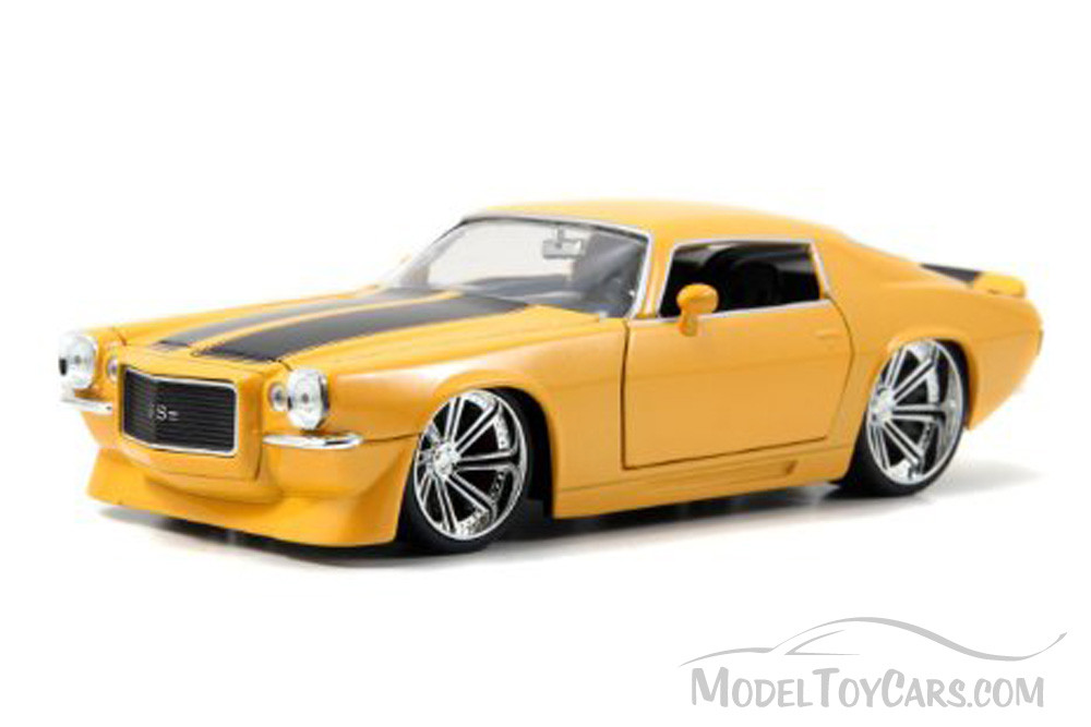 新品　廃盤　Jada Toys 1/24 1971 CHEVY CAMARO Amazon.com: Jada Toys Big Time Muscle 1:24 1971 Chevy Camaro