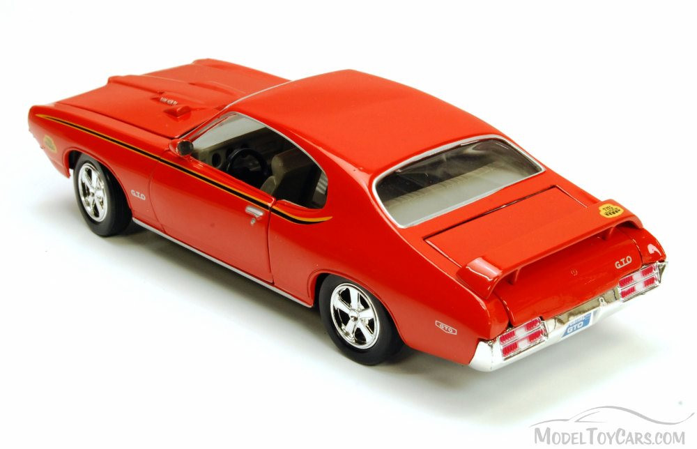 1969 Pontiac GTO, Orange - Showcasts 73242 - 1/24 scale Diecast Model Toy Car (Brand New, but NOT IN BOX)