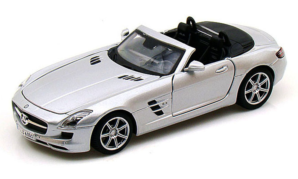 (未使用)Mercedes-Benz SLS AMG Roadster ミニカー Mercedes-Benz SLS AMG Roadster Convertible, Silver - Maisto 34272