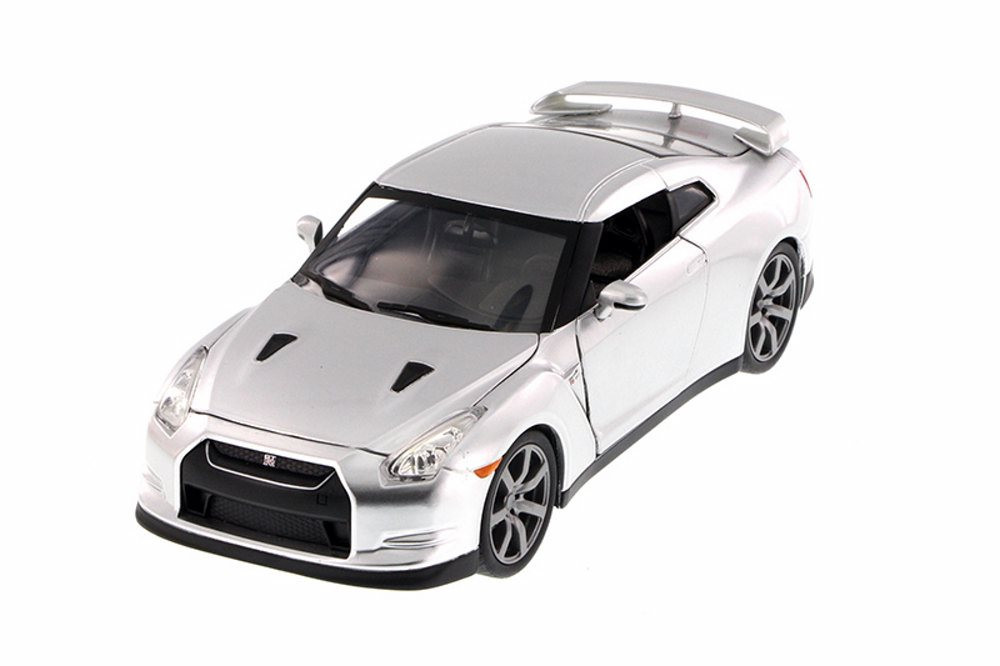 Brian's Nissan GT-R, Candy Silver - JADA Toys 97213 - 1/24 Scale Diecast  Model Toy Car