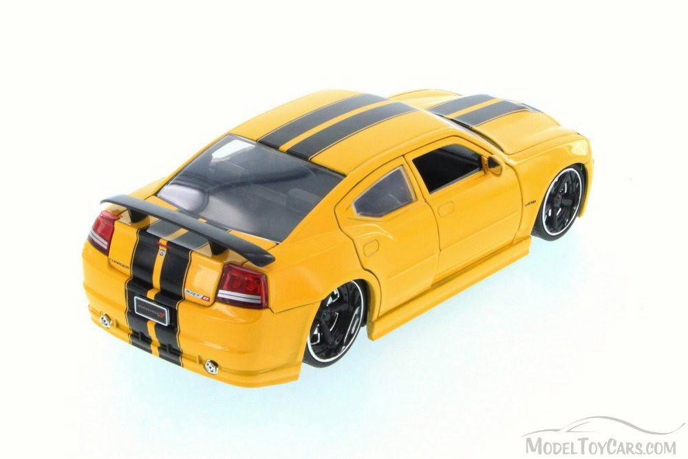 2006 Dodge Charger SRT8, Yellow - JADA 96807YV - 1/24 Scale