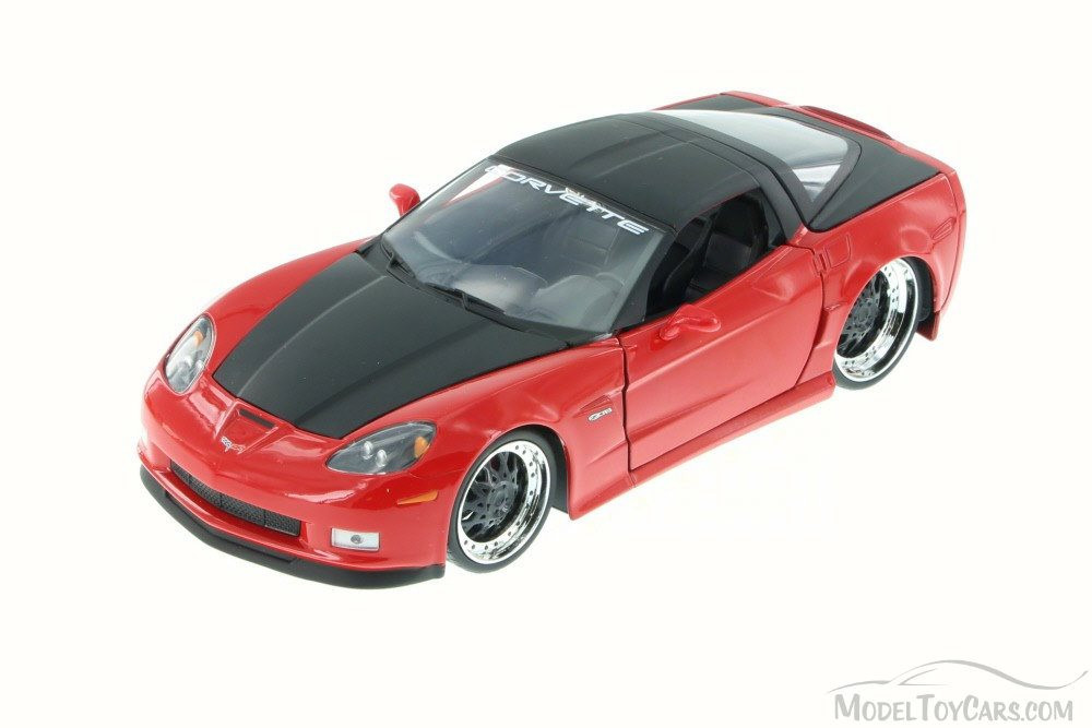 ミニカー 1:24 2006 CHEVROLET CORVETTE Z06 2006 Chevrolet Corvette Z06 Blue 1/24 Diecast Model Car by