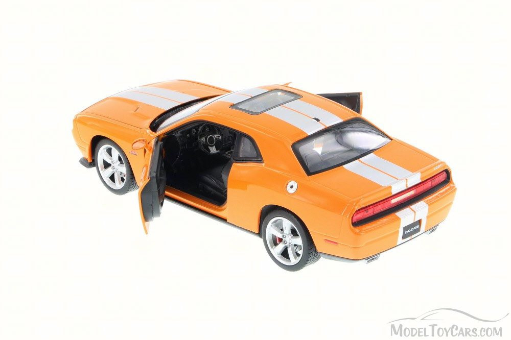 2013 Dodge Challenger SRT, Orange - Welly 24049OR - 1/24 Scale Diecast Model Toy Car