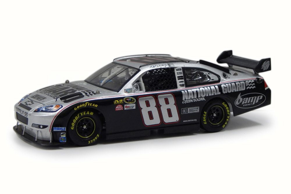 2008 Nascar Dale Earnhardt #88 National Guard/ 3 Doors Down