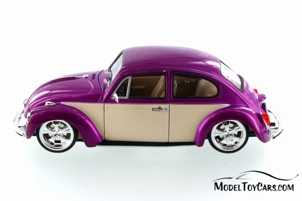 Volkswagen Beetle, Magenta w/ Cream Panels - Welly 28436D