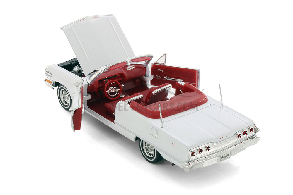 1963 Chevy Impala Convertible, White w/ Red - Welly 22434WWT - 1
