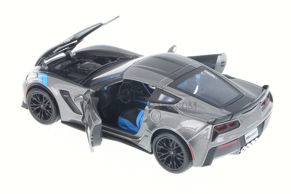 2017 Chevy Corvette Grand Sport, Gray w/ Stripes - Maisto 31516GY - 1/24 Scale Diecast Model Toy Car
