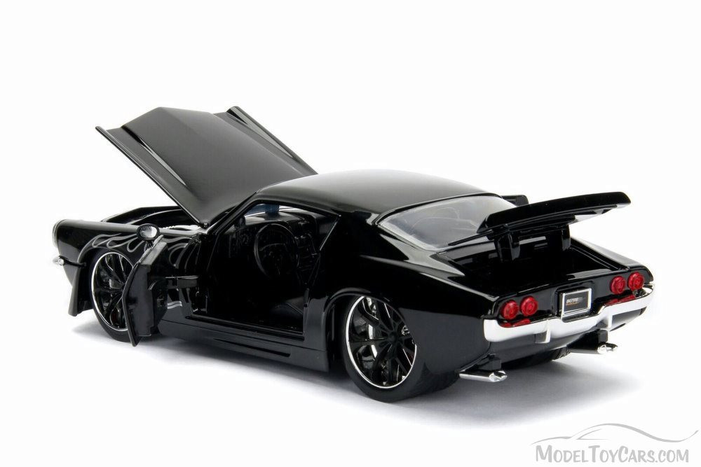 1971 Chevy Camaro, Black w/ Flames - Jada 99977DP1 - 1/24 Scale Diecast Model Toy Car