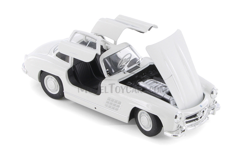 Mercedes-Benz 300SL, White - Welly 24064/4D - 1/24 Scale Diecast Model Toy Car