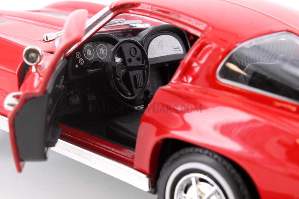 1963 Chevy Corvette Hard Top, Red - Welly 24073WR - 1/24 scale Diecast Model Toy Car