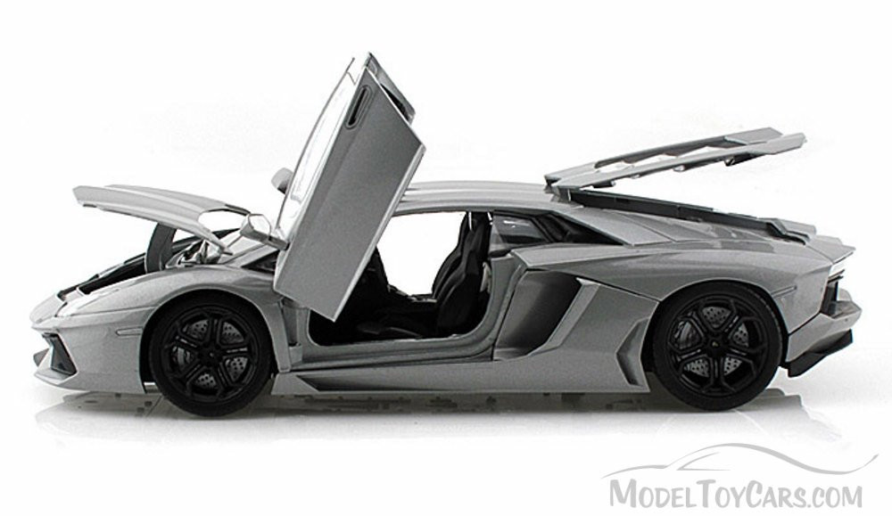 ミニカー LAMBORGHINI AVENTADOR LP700-4 1:18 Lamborghini Aventador LP700-4 Orange 1/18 Diecast Car Model