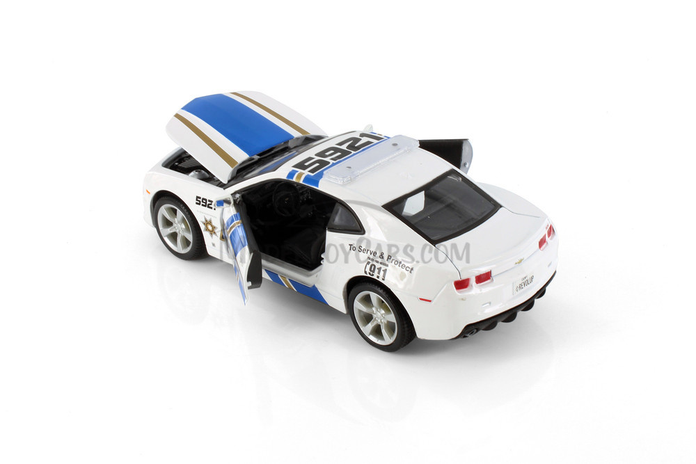 Chevy Camaro SS RS Police Car, White - Maisto 31161 - 1/18 Scale Diecast  Model Toy Car