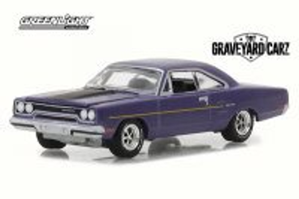 1/18 グリーンライト 1970 Plymouth Road Runner Review: 1970 Plymouth Road Runner (Lemon Twist) by GMP
