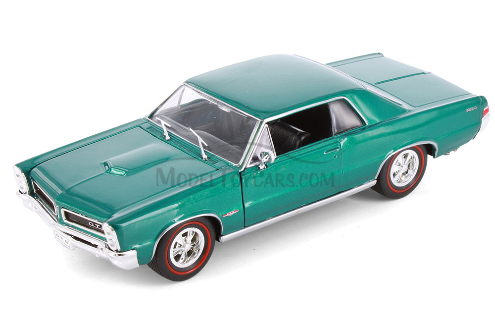 1965 Pontiac GTO, Green - Showcasts® 22092 - 1/24 scale Diecast