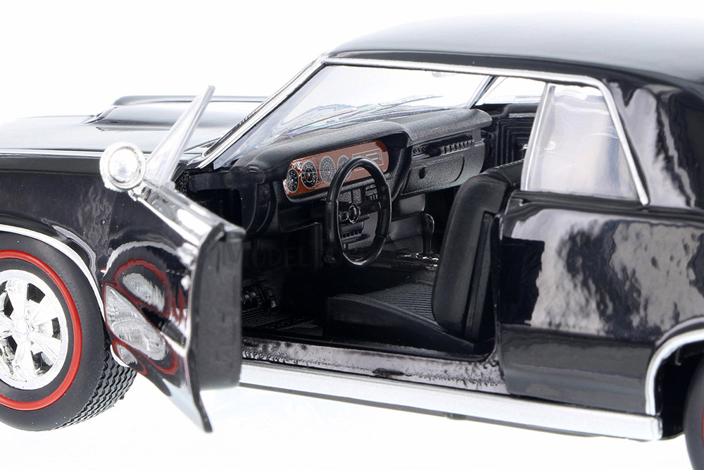 1965 Pontiac GTO, Black - Welly 22092 - 1/24 Scale Diecast Model