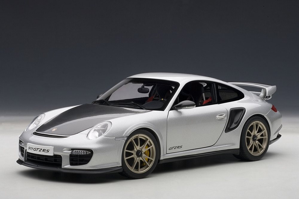 Porsche 911 (997) GT2 RS, Silver w/ Black - AutoArt 77961 - 1/18 Scale Resin Model Toy Car