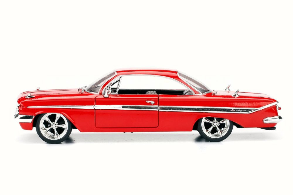 1961 Dom's Chevy Impala F8 Fate of Furious, Red - Jada 98426 - 1/24 Scale Diecast Model Toy Car