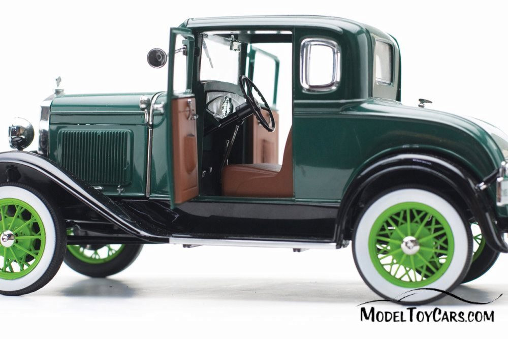 1931 Ford Model A Coupe, Valley Green Vagabond Green - Sun Star