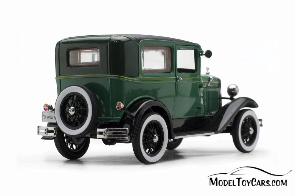 1931 Ford Model A Tudor, Balsam Green Vagabond Green - Sun Star 6105GN - 1/18 scale Diecast Model Toy Car