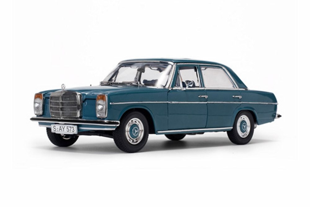 1968 Mercedes-Benz Strich 8 Saloon, Light Blue - Sun Star 4573 - 1