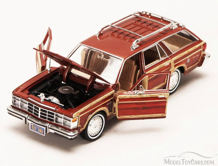 1979 Chrysler LeBaron T&C, Woodie 73331 - 1/24 Scale Diecast Model Car (Brand New, but NOT IN BOX)