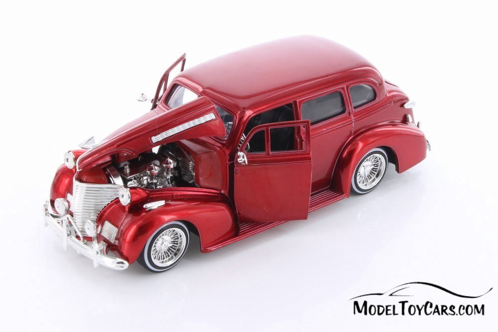 1939 Chevy Master Deluxe, Red - Jada 98915-MJ - 1/24 scale Diecast Model  Toy Car