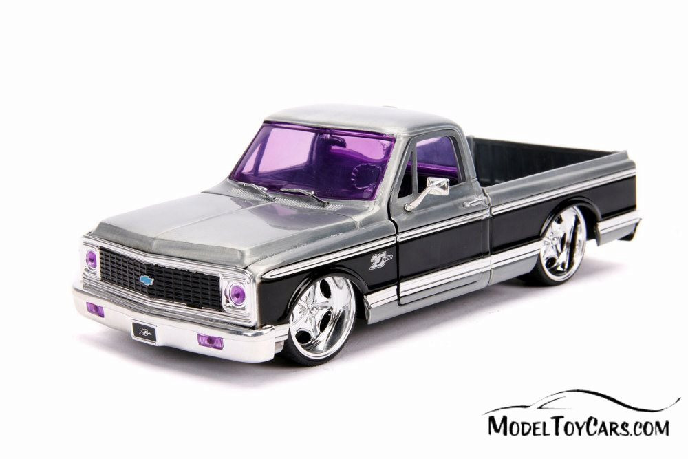 1972 Chevy Cheyenne Pick Up Truck with Mosaic Tile, Silver and Black - Jada  31074 - 1/24 Scale Diecast Model Toy Car