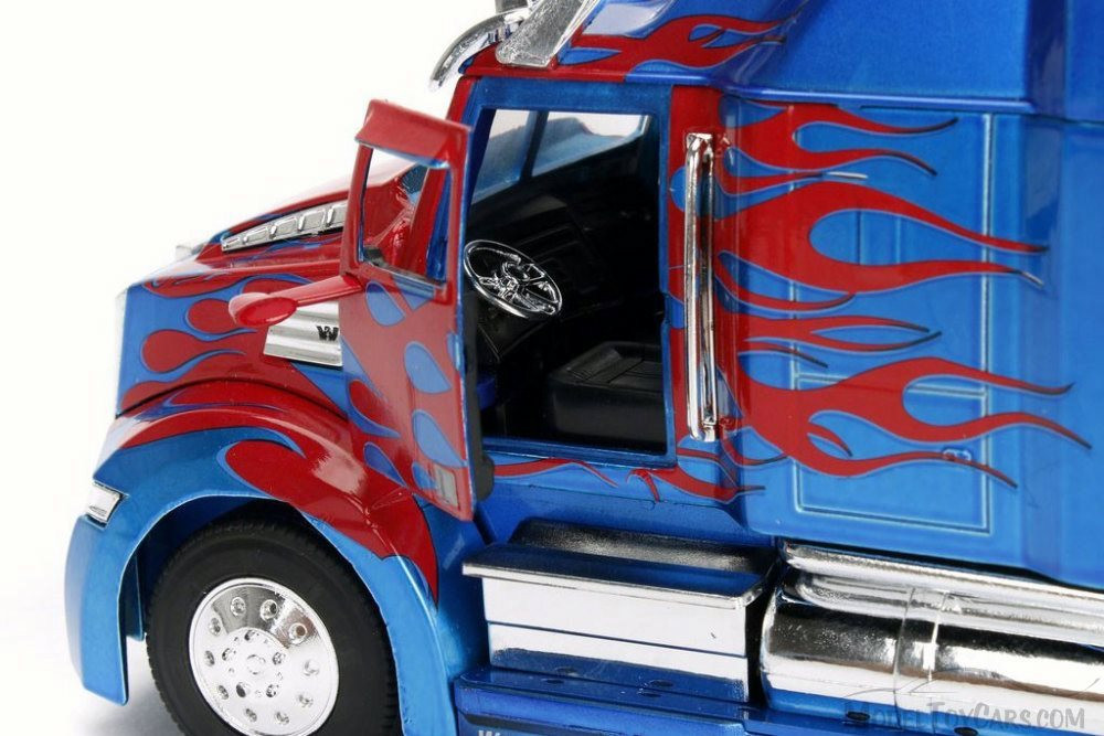 TRANSFORMERS OPTIMUS PRIME ミニカー　1/24 Amazon.com: JADA Transformers The Last Knight 1:24 Optimus