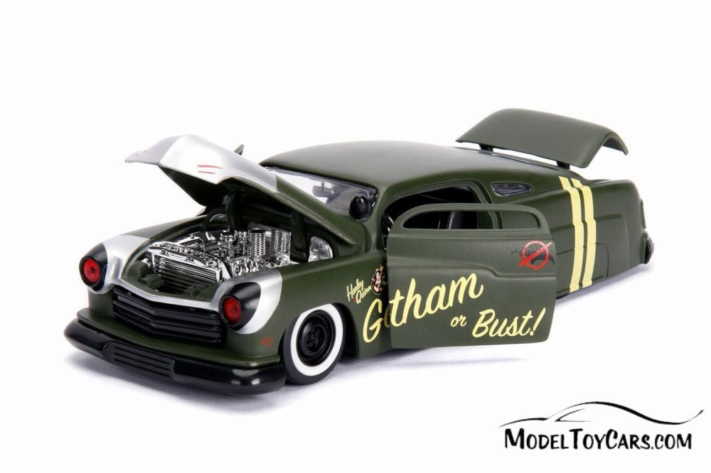 ミニカー 1:24 DC COMICS 1951 MECURY&amp;HARLEY QUINN Harley Quinn 1951 Mercury Bombshell Diecast Model | Jada Toys