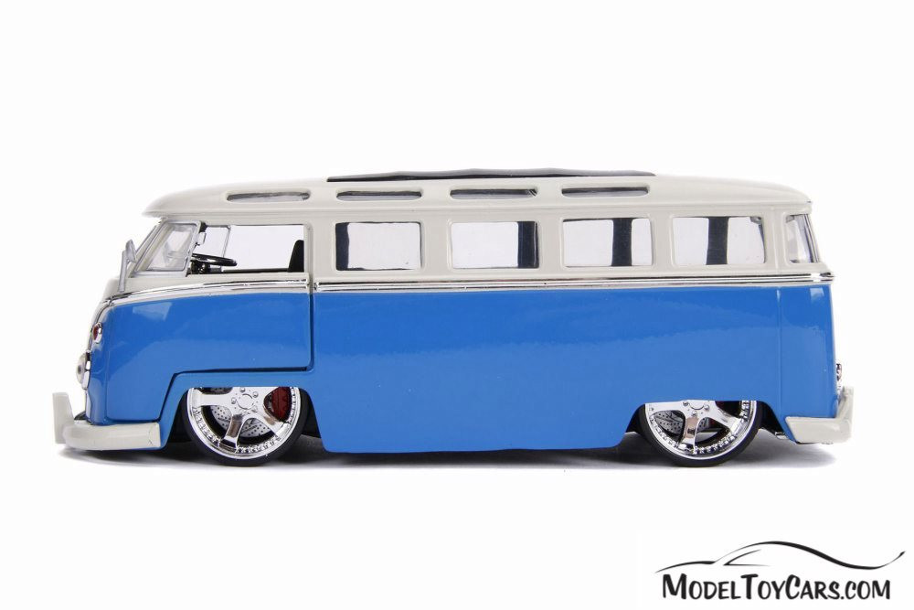 1962 Volkswagen Bus, Blue with White - Jada 99055DP1 - 1/24 scale