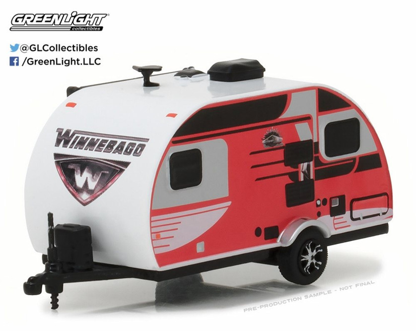 2016 Winnebago Winnie Drop 1710, Red - Greenlight 34030D - 1/64