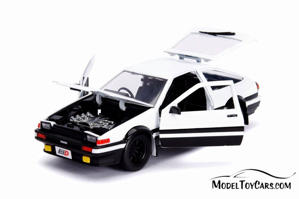 1989 Toyota Trueno AE86 Hardtop with Takumi figure, White - Jada