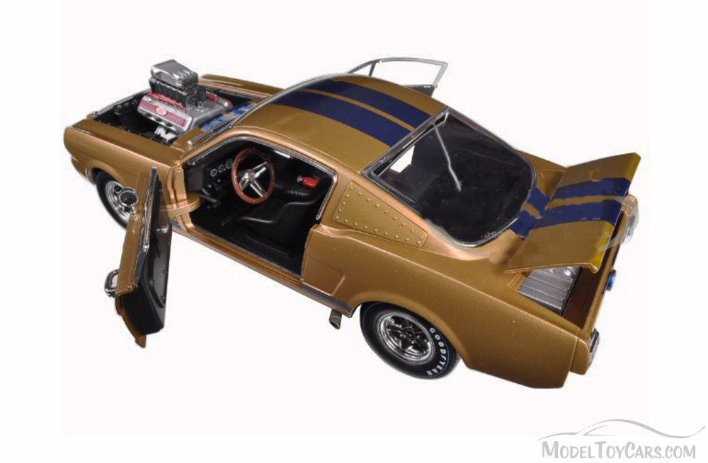 1965 Shelby GT 350R Hard Top, Gold - Shelby SC179G - 1/18 scale diecast model car