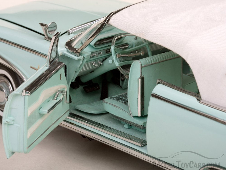 1960 Plymouth Fury Closed Convertible, White - Sun Star 5411 - 1