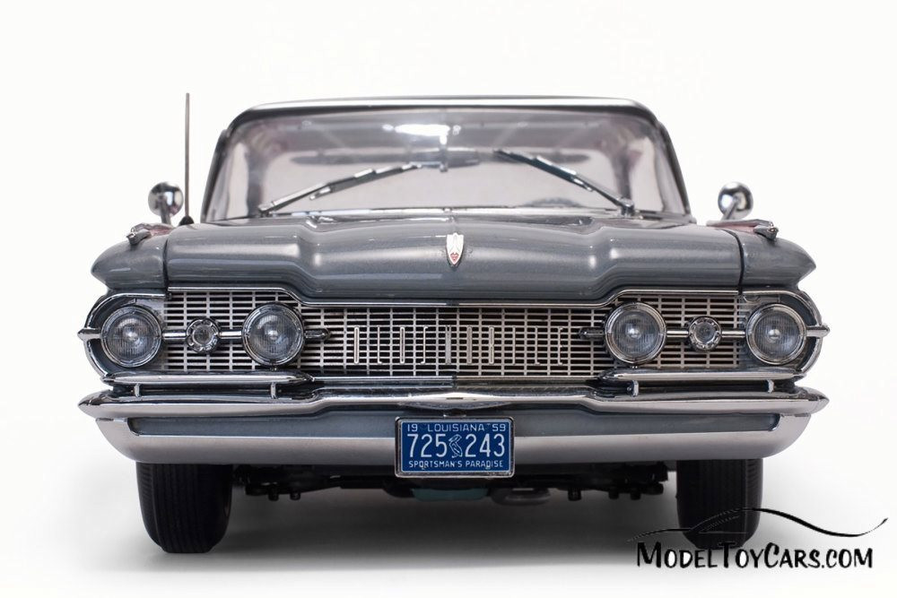 1959 Oldsmobile 98 Hard Top, Silver Mist w/ Red - Sun Star 5243